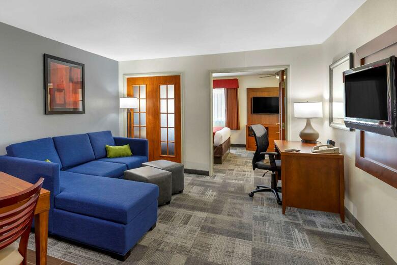 Hotel Quality Suites Tech Center South