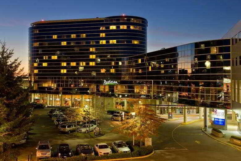 Hotel Radisson Vancouver Airport
