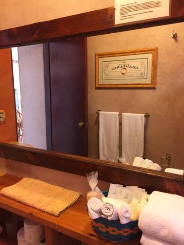 Hostal Leo's Baja Oasis