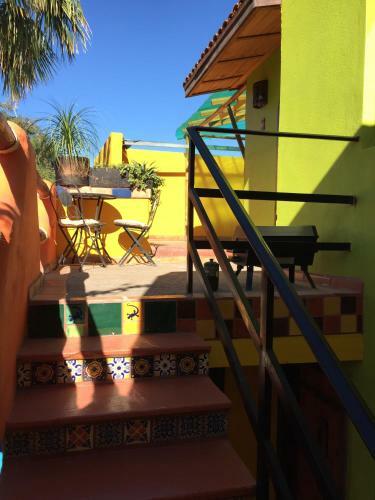 Hostal Leo's Baja Oasis