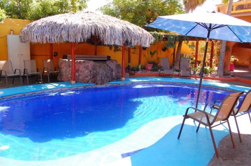 Hostal Leo's Baja Oasis