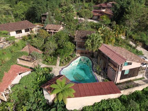 Hotel Caba�as Los Achicuales