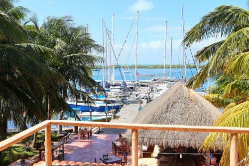 El Milagro Beach Hotel And Marina