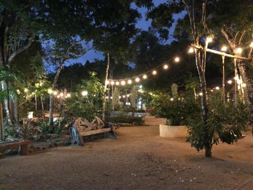 Bed & Breakfast Maya Eco Village