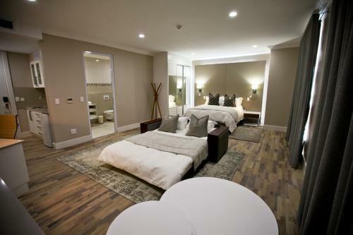 Hotel Hillside@tenbergen