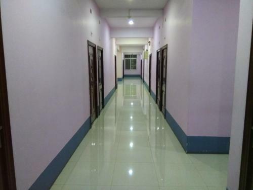 Man Shwe Li Hotel