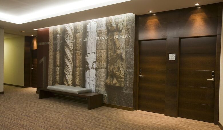 Hotel Compostela