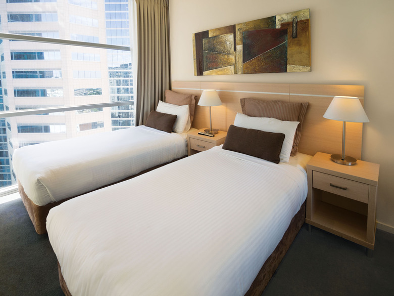 Hotel Oaks On Lonsdale