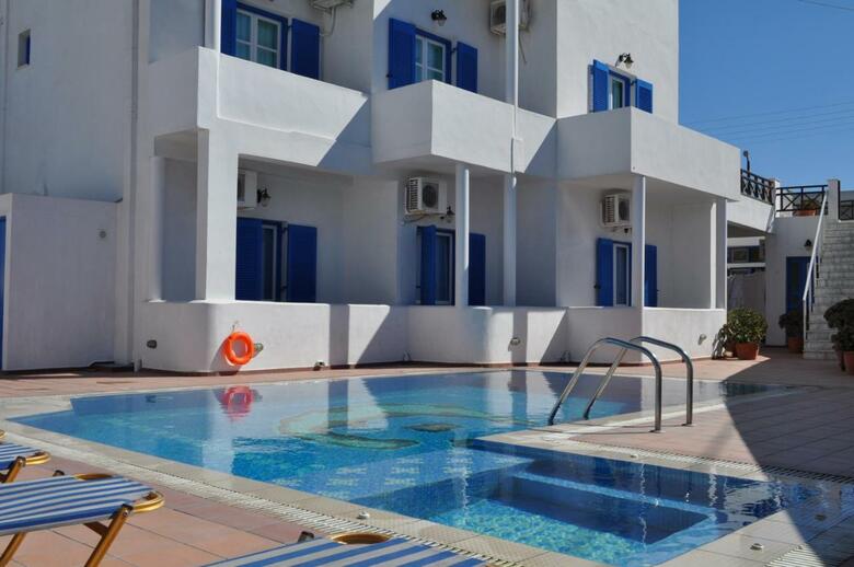 Hotel Cyclades