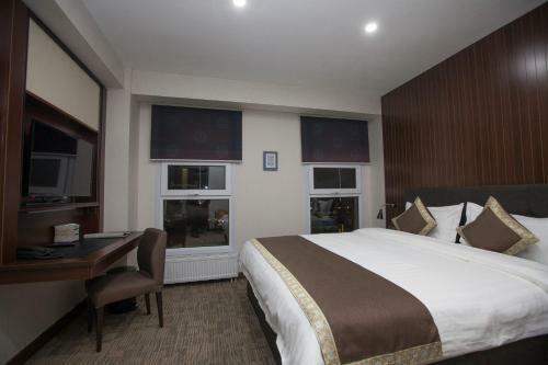 Ub Inn Hotel & Gallery