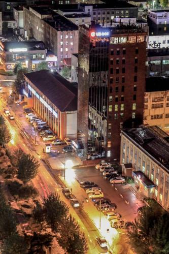Ub Inn Hotel & Gallery