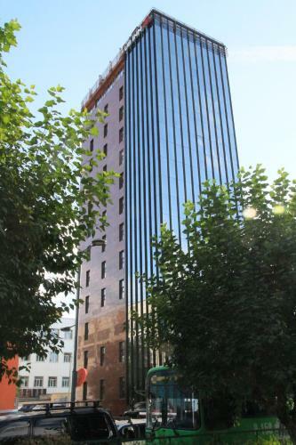 Ub Inn Hotel & Gallery