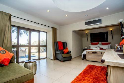 Daan Viljoen Game Lodge