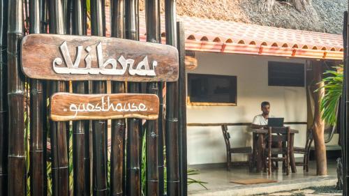 Hostal Vibra Guesthouse
