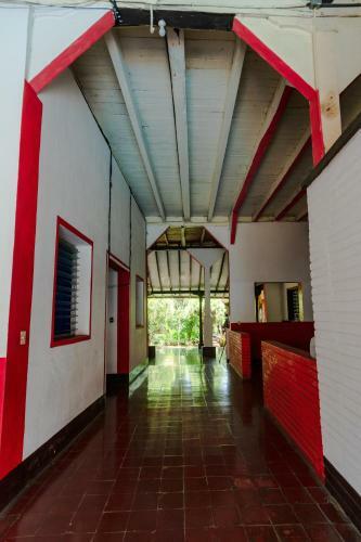 Albergue Hostal Lazybones