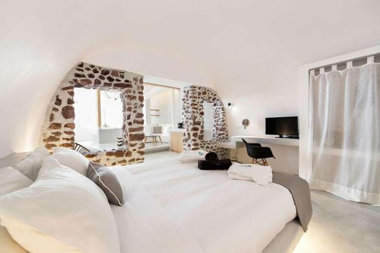 Aparthotel Armeni Village