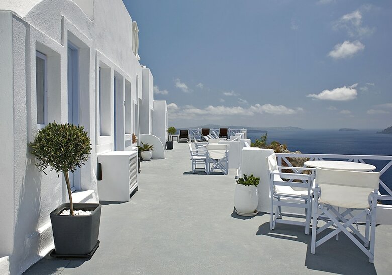 Aparthotel Armeni Village
