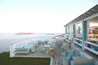 Kivo Hotel & Suites