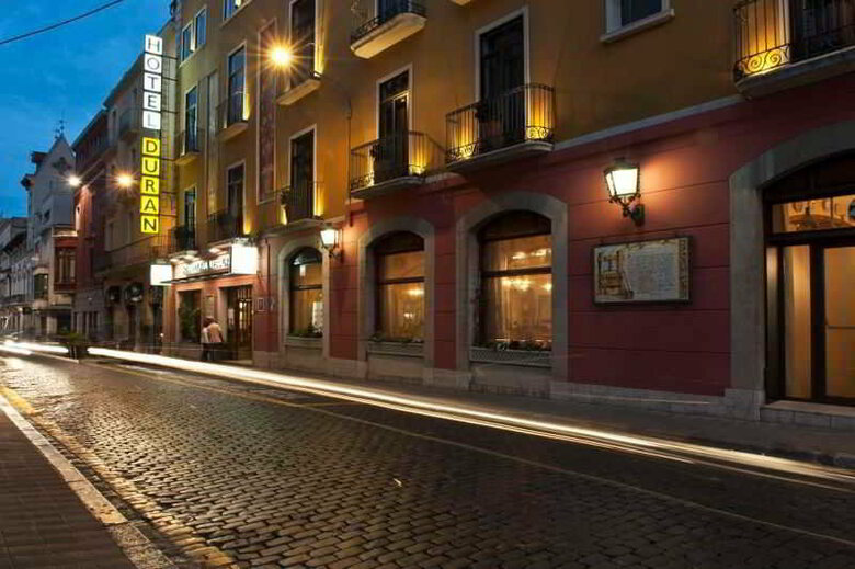 Duran Hotel & Restaurant