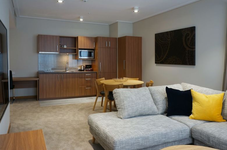 The Victoria Hotel Dunedin