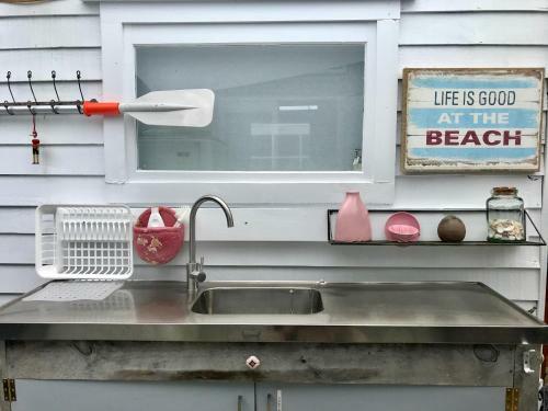 Bed & Breakfast 36 Steps To The Beach