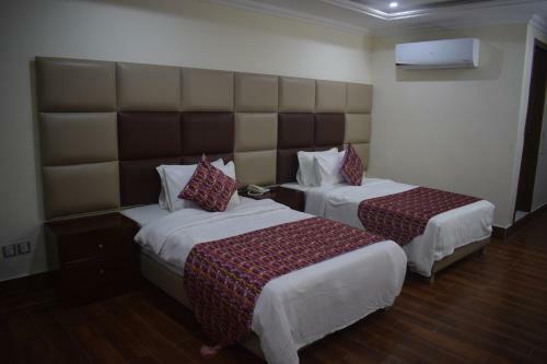 Grand Millennium Hotel