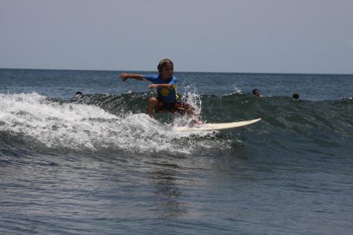 Hotel Oasis Surf Camp
