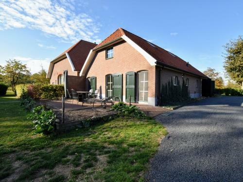 Modern Cottage Near Forest In Aalten