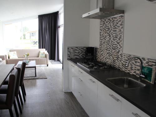 Holiday Home Resort Mooi Bemelen II