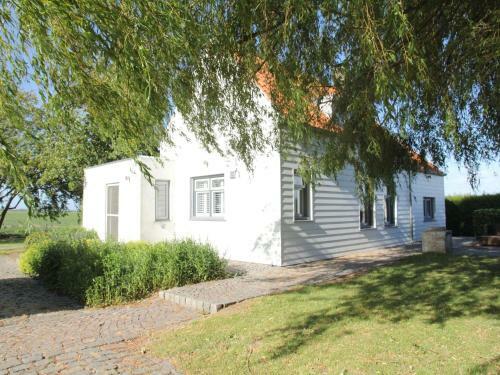 Neat Holiday Home With Fireplace In Groede Netherlands