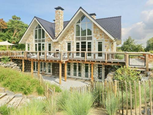Luxurious Holiday Home With Jacuzzi In Noordwijk