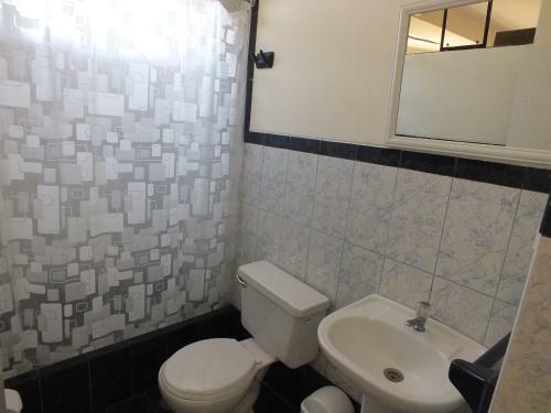 Hotel Hostal Gazu