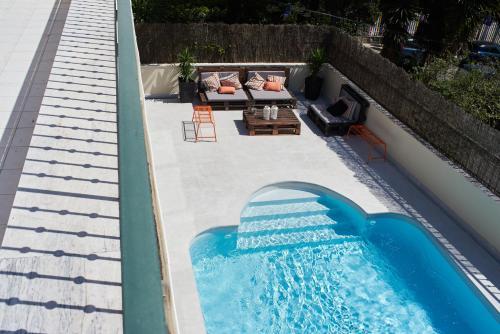 Cascais Cool Hostel Suites & Pool