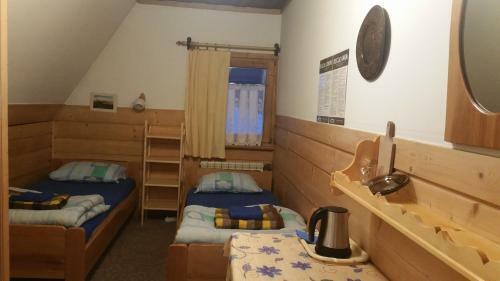 Camping Harenda Pokoje Go?cinne I Domki
