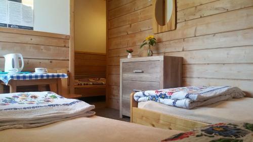 Camping Harenda Pokoje Go?cinne I Domki