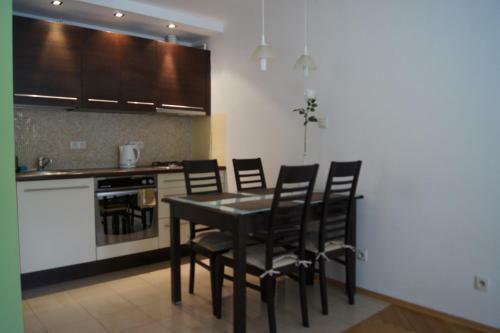 Chmielna By Rental Apartments