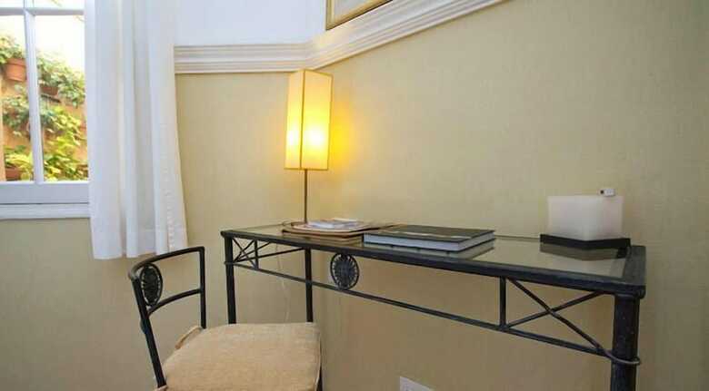 Hotel 1555 Malabia House