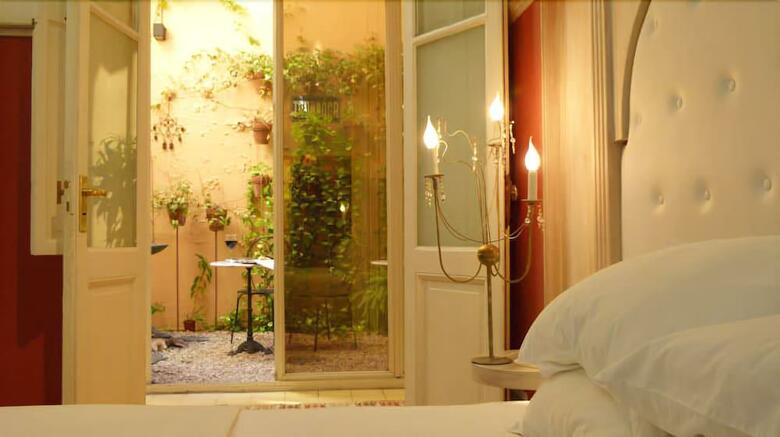 Hotel 1555 Malabia House