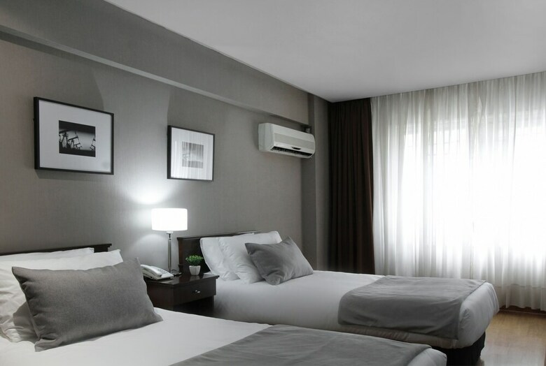 Hotel 8 De Octubre