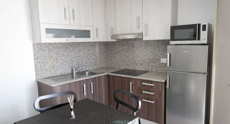 Hostal Peralux