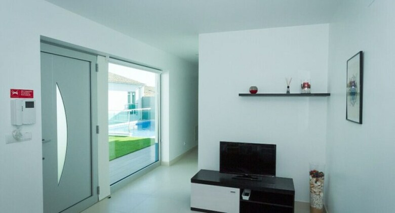 Hostal Peralux