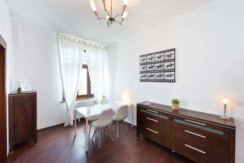 Rj Apartments Grunwaldzka
