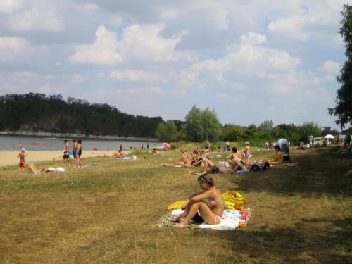 Dovolen� V�r, Kemp V�rovice, Mobiln� D?m