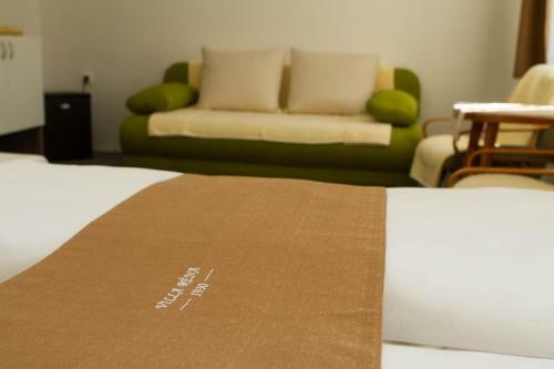 Hostal Villa R�na