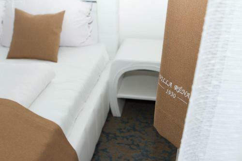 Hostal Villa R�na