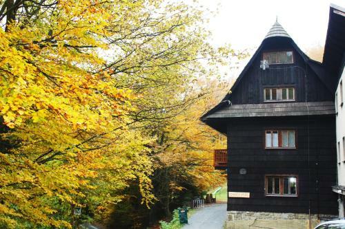 Hostal Chata Mir