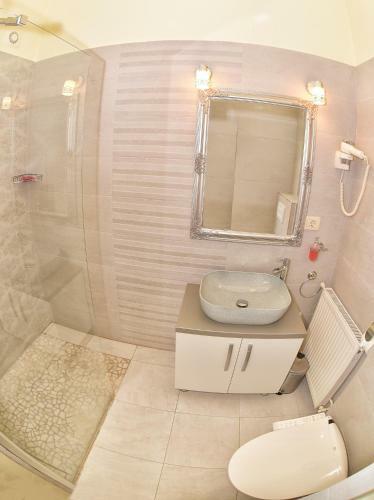 Hostal La Maisonnette