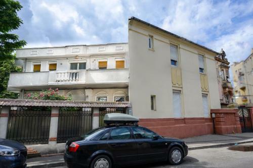 Hostal Budget Accommodation