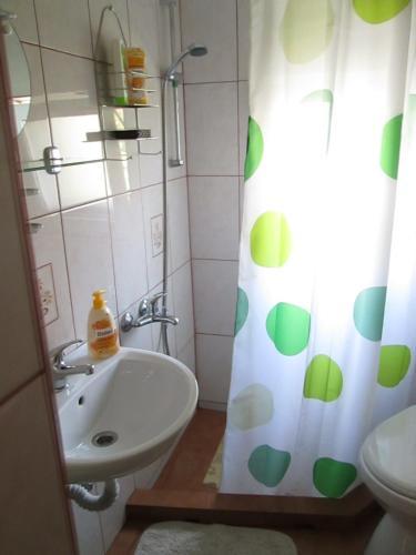 Garden City Apartment