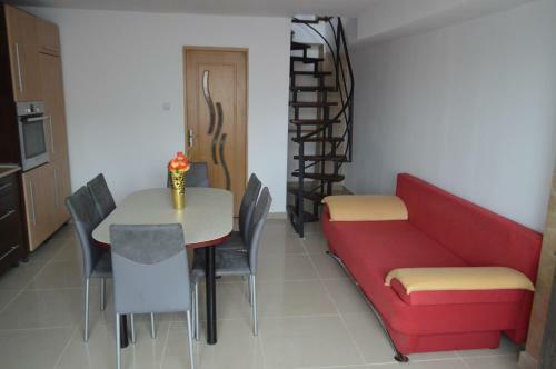 Csikos Apartment